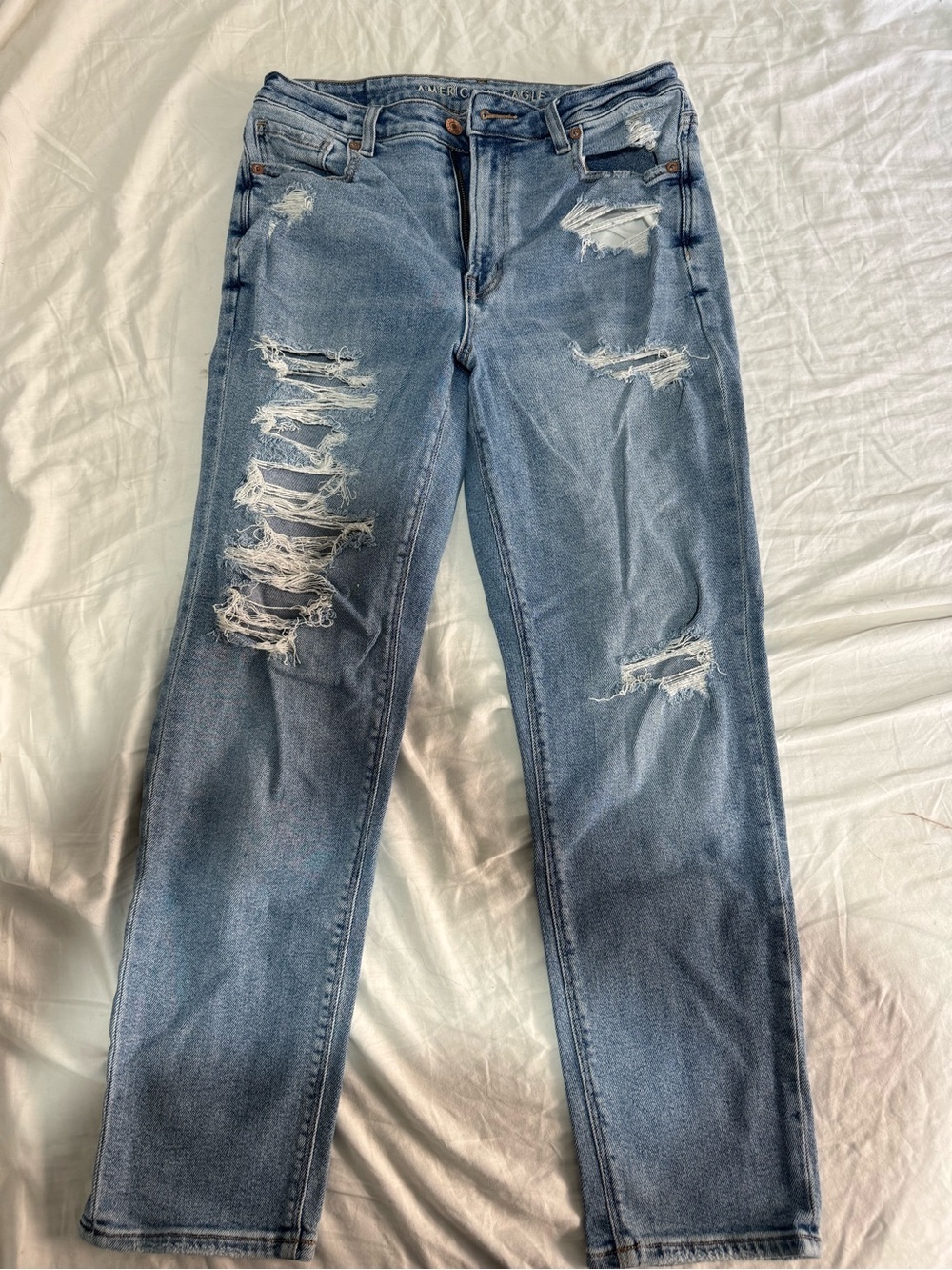 American Eagle Outfitters Light Blue High-Rise Distressed Jeans
